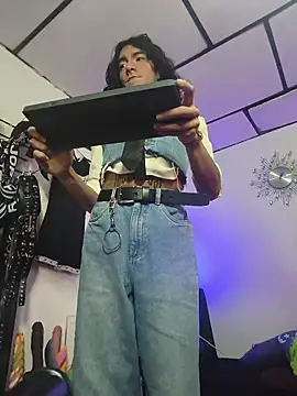 mal x online show from 18, 4, 2026