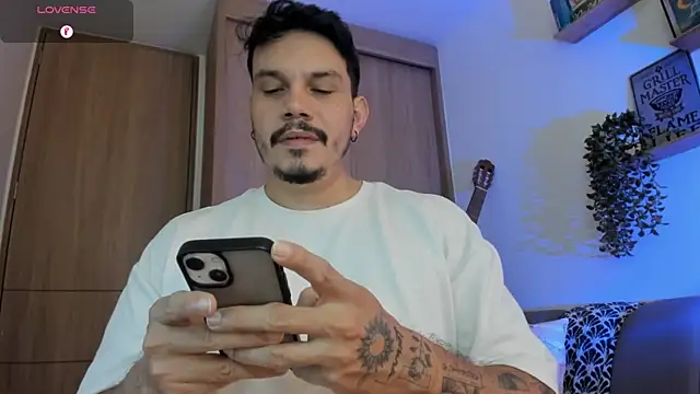 alejandro stark online show from 27, 7, 2026