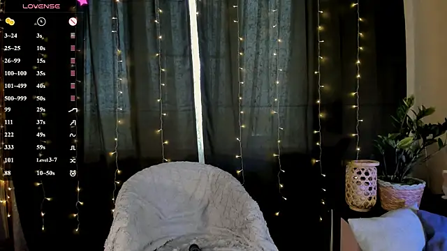 Snapshot of mia_x_love chatting on 25, 6, 2026 mia x love online show from 25, 6, 2026