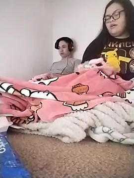 LiverandBrat77 online show from 8, 1, 2026