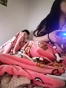 LiverandBrat77 online show from 6, 1, 2026