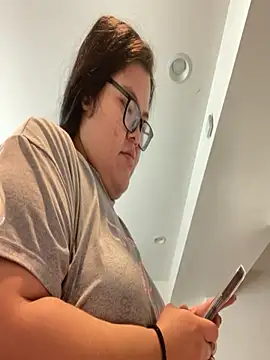 LiverandBrat77 online show from 26, 11, 2025