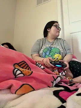 LiverandBrat77 online show from 19, 3, 2026