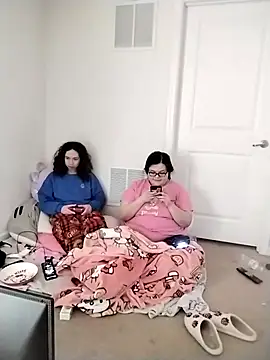 LiverandBrat77 online show from 10, 2, 2026