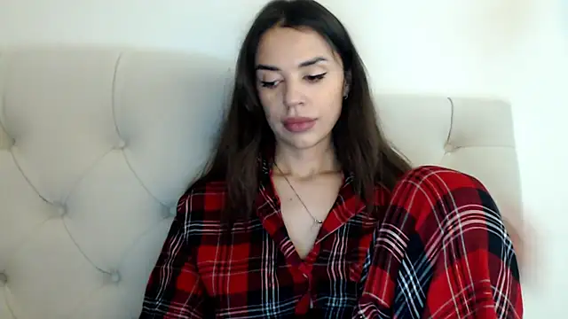 Snapshot of Mika_Gold chatting on 27, 10, 2025 Mika Gold online show from 27, 10, 2025