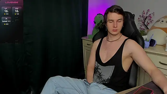 Vincent Strong online show from 25, 10, 2025