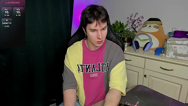 Vincent Strong online show from 6, 2, 2026