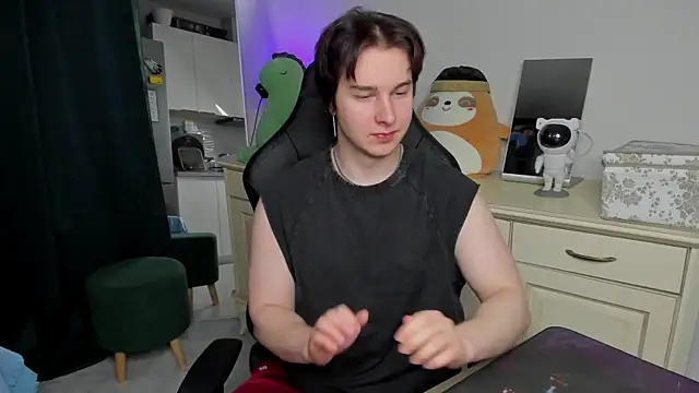 Vincent Strong online show from 4, 5, 2026