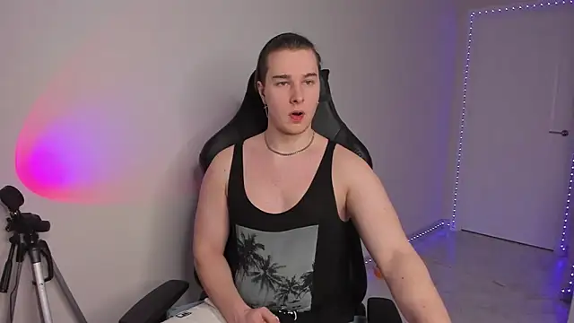 Vincent Strong online show from 10, 2, 2025