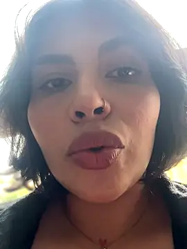 GigiiStone online show from 26, 10, 2025