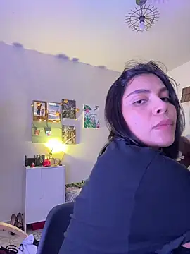 GigiiStone online show from 7, 3, 2026