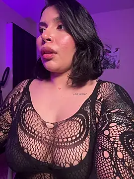 GigiiStone online show from 7, 4, 2026