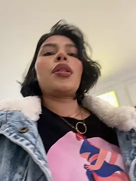 GigiiStone online show from 9, 2, 2025