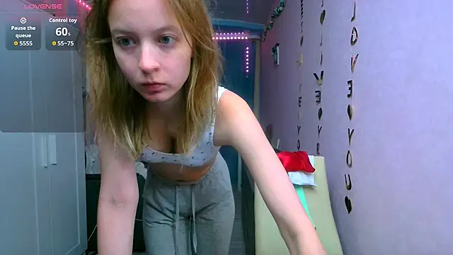   Aphrodita  wow   online show from 4, 10, 2025