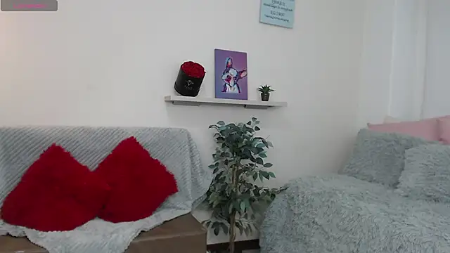 sofia perez    online show from 10, 10, 2025