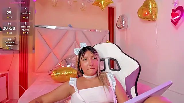 Happy tits online show from 14, 2, 2025