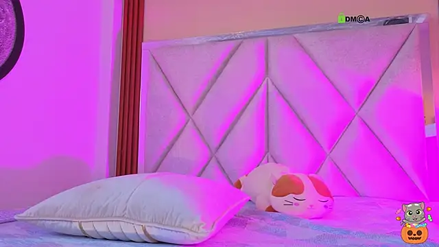 Happy tits online show from 24, 10, 2025