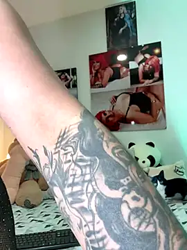 zafiro mo0n online show from 1, 12, 2025