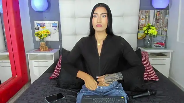 Taly Fox online show from 25, 11, 2025