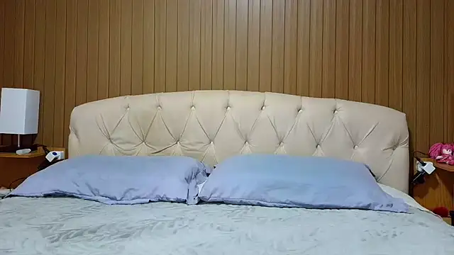 Kellynha Sweet online show from 18, 9, 2025