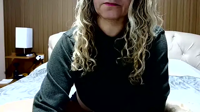 Snapshot of Kellynha_Sweet chatting on 8, 5, 2026 Kellynha Sweet online show from 8, 5, 2026