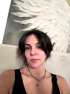 TaniaAmore online show from 11, 10, 2025