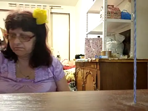 Samantha Squirtxh online show from 18, 4, 2026