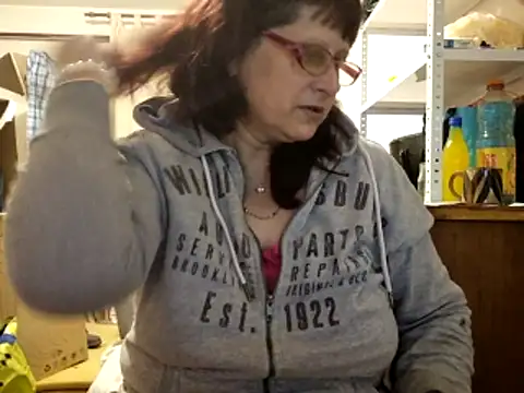 Samantha Squirtxh online show from 15, 12, 2025