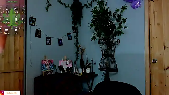 VickyJackson  online show from 7, 1, 2026