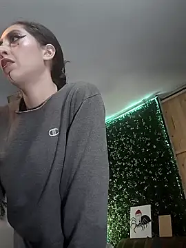 VickyJackson  online show from 28, 4, 2026