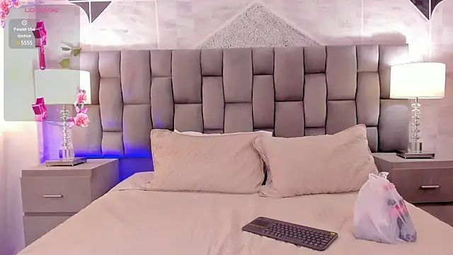 Snapshot of CinthiaCollins chatting on 1, 2, 2025 CinthiaCollins online show from 1, 2, 2025