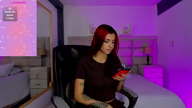 CinthiaCollins online show from 13, 11, 2025