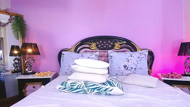 Snapshot of MyaJenson chatting on 12, 11, 2025 MyaJenson online show from 12, 11, 2025