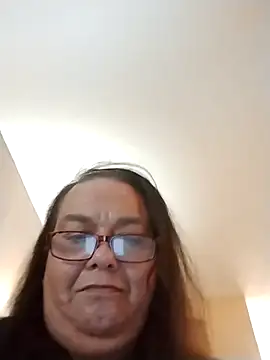 CumswallowinTiff online show from 5, 11, 2025