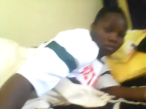 Snapshot of sweet-frida22 chatting on 8, 11, 2025 sweet-frida22 online show from 8, 11, 2025