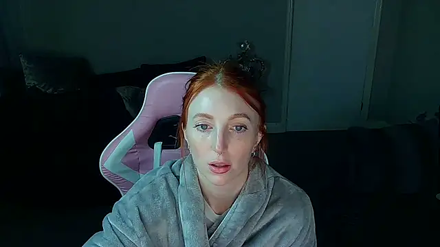 Red firesquirt online show from 3, 2, 2025