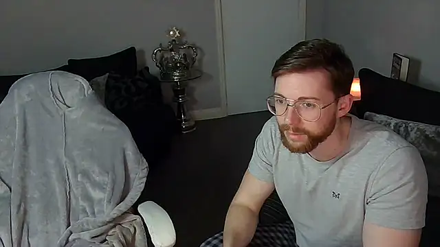 Red firesquirt online show from 26, 1, 2025