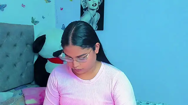 mabellfox online show from 13, 2, 2025