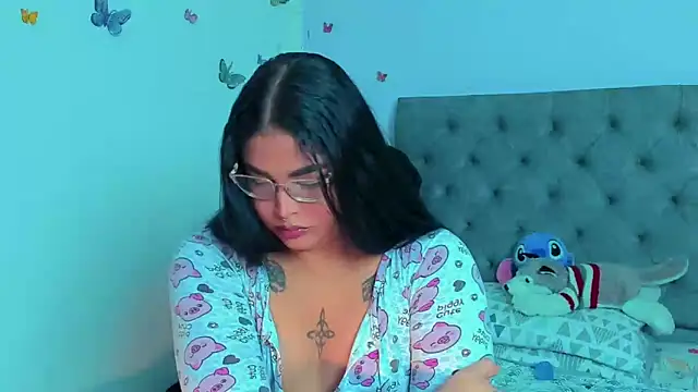 mabellfox online show from 11, 3, 2025