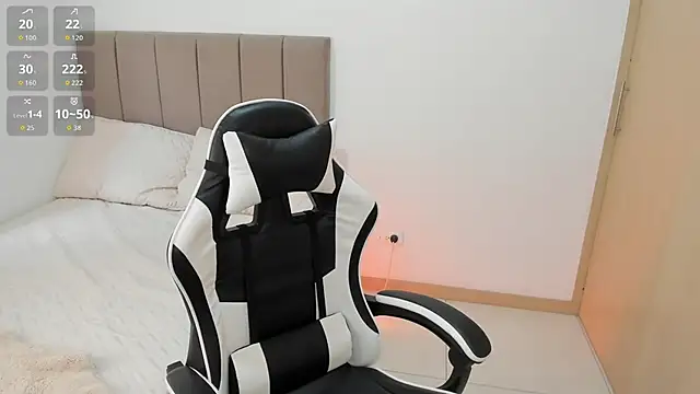 soyamandaa  online show from 4, 2, 2026