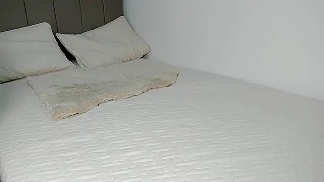 soyamandaa  online show from 3, 4, 2026