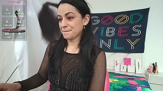 LovelyAzucena online show from 12, 3, 2026