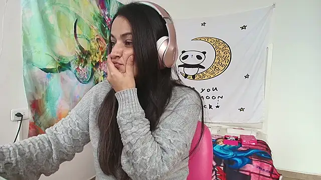 LovelyAzucena online show from 23, 2, 2026