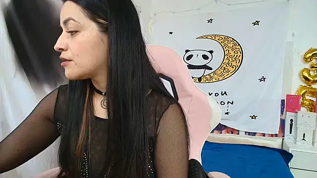 Snapshot of LovelyAzucena chatting on 15, 7, 2026 LovelyAzucena online show from 15, 7, 2026
