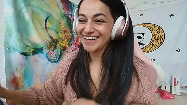 Snapshot of LovelyAzucena chatting on 6, 7, 2026 LovelyAzucena online show from 6, 7, 2026