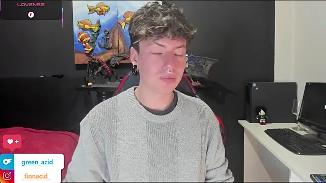 Snapshot of Green_acid01 chatting on 9, 9, 2025 Green acid01 online show from 9, 9, 2025