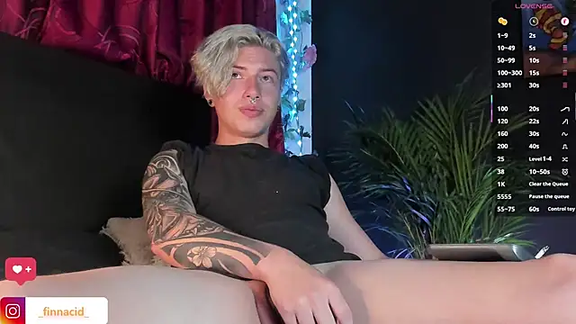 Snapshot of Green_acid01 chatting on 14, 3, 2025 Green acid01 online show from 14, 3, 2025