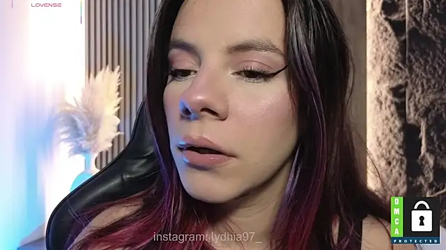 lydhia97  online show from 27, 2, 2025