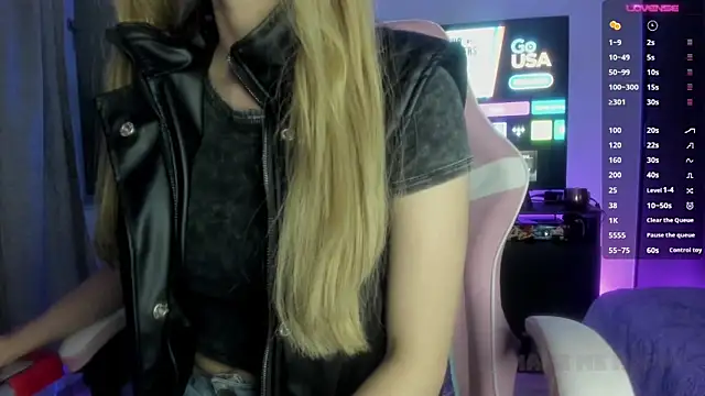 Snapshot of TiffanyBela chatting on 17, 3, 2025 TiffanyBela online show from 17, 3, 2025