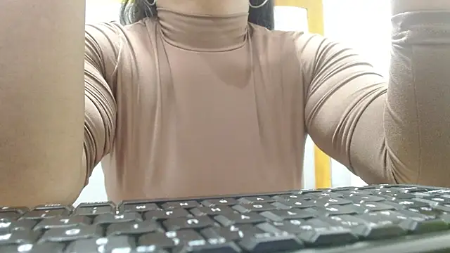 Snapshot of Cholatin chatting on 20, 10, 2025 Cholatin online show from 20, 10, 2025